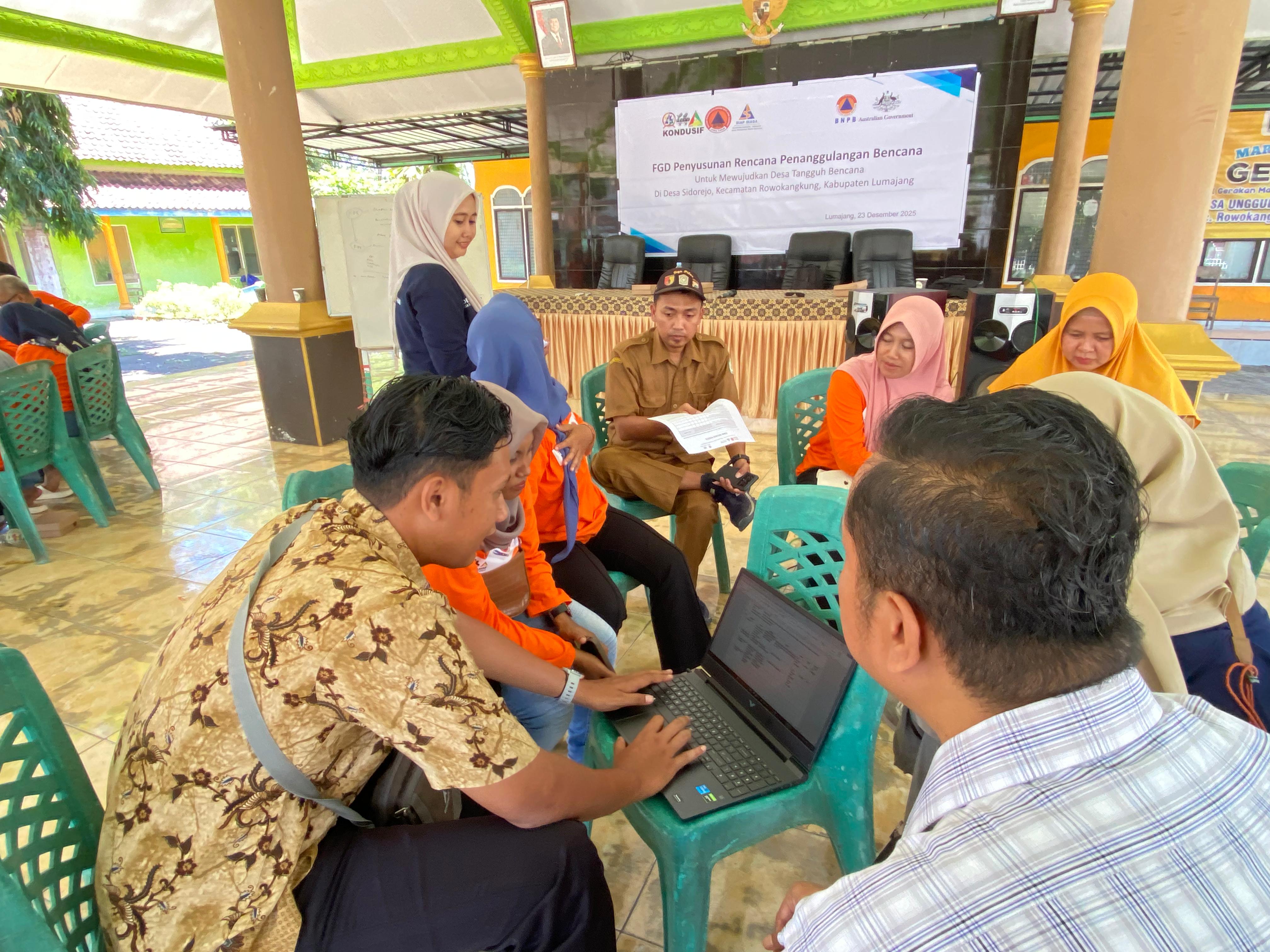 Pastikan Hak Belajar Aman Bencana, Sekolah Sasaran INOVASI Kawal Penyusunan RPB Desa Sidorejo